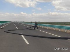 哈巴河执法大队：快速清障保畅通